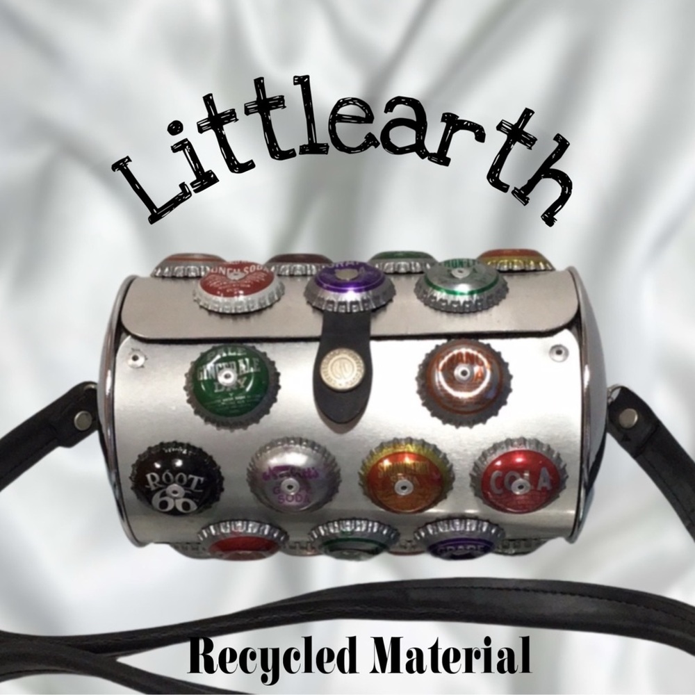 Littlearth Recycled Bottle Cap Cylinder Shape Metal Crossbody, Rubber Strap
